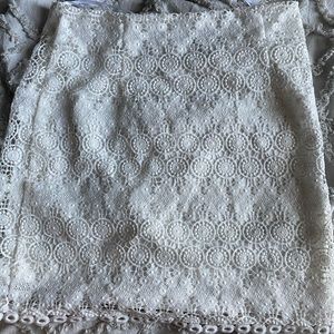 lulus lace skirt
